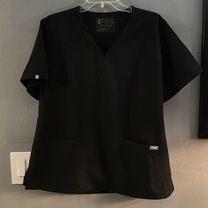 Women’s FIGS scrub top